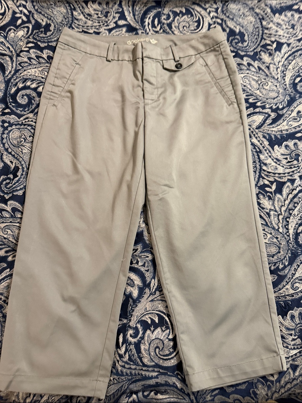 Dockers capri Light Gray Chino Pants